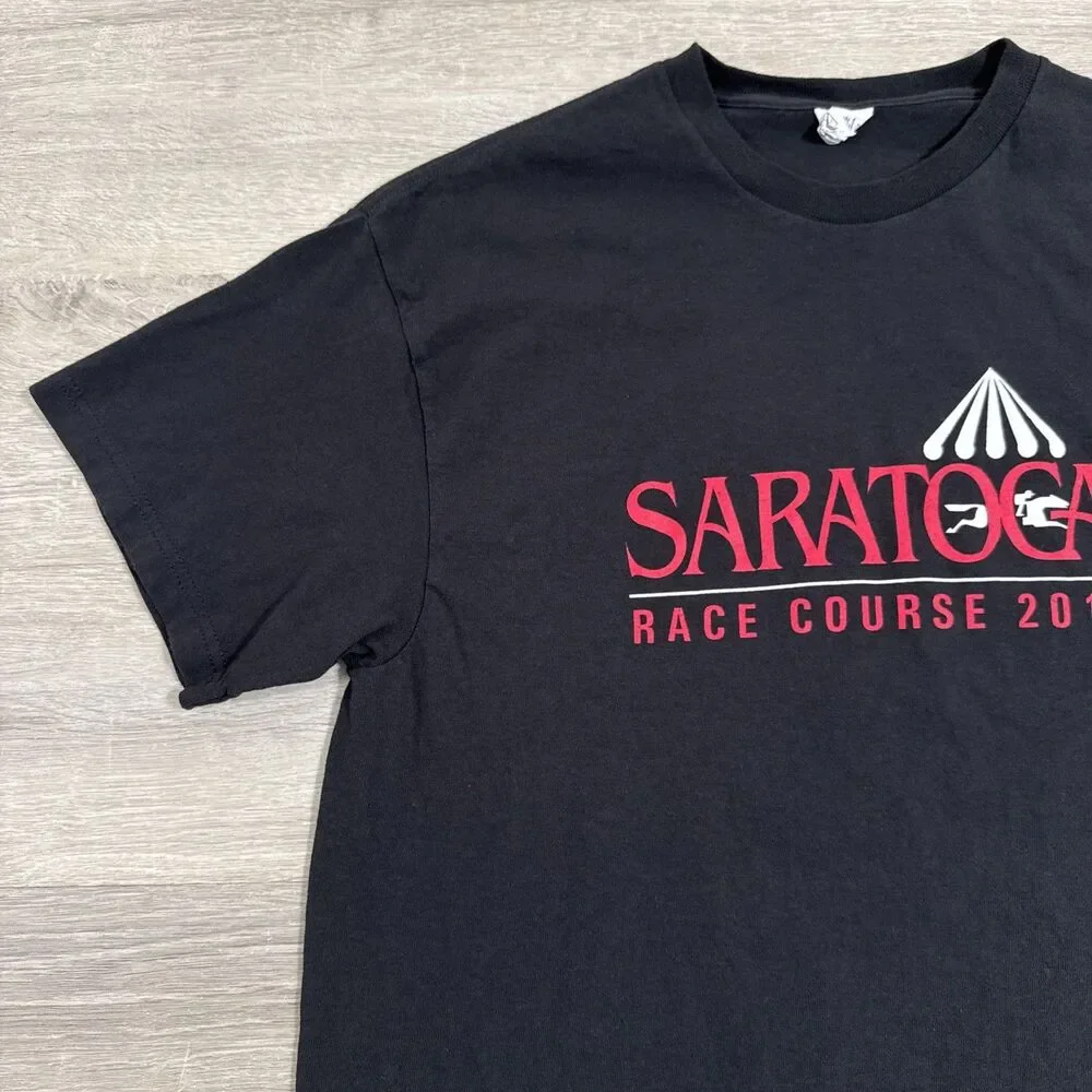Saratoga Race Course Racetrack Shirt 2014 Men's Black Medium Horse Racing Tee